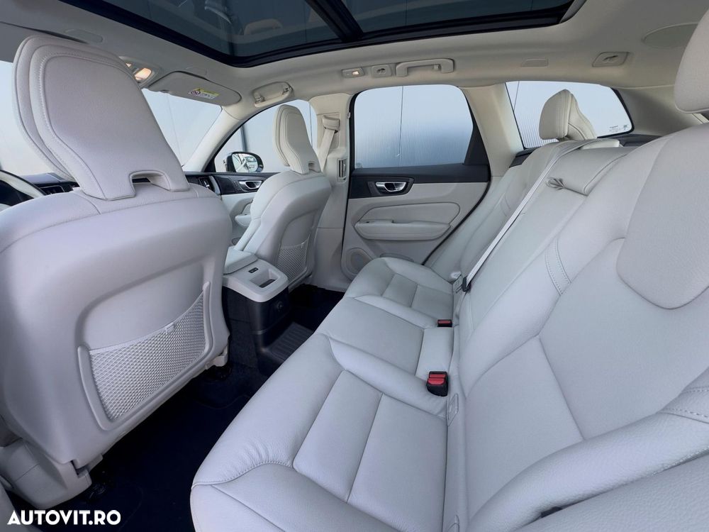 Volvo XC 60 Recharge T6 Twin Engine eAWD Inscription Expression - 17