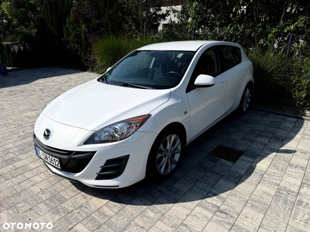 Mazda 3 1.6 Exclusive + - 40