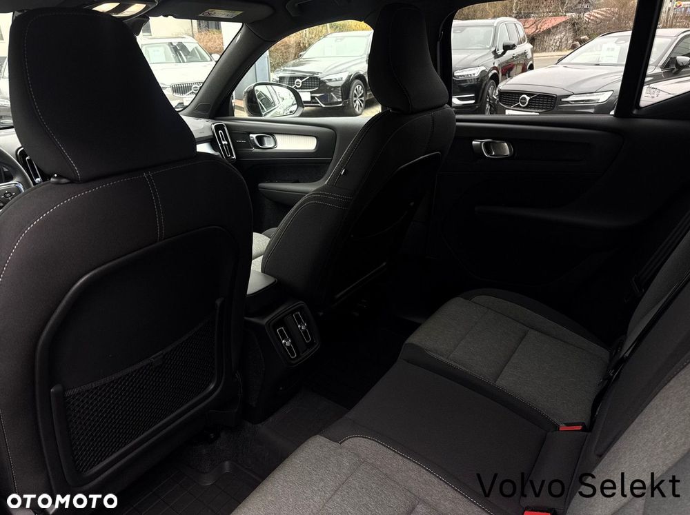 Volvo XC 40 - 30