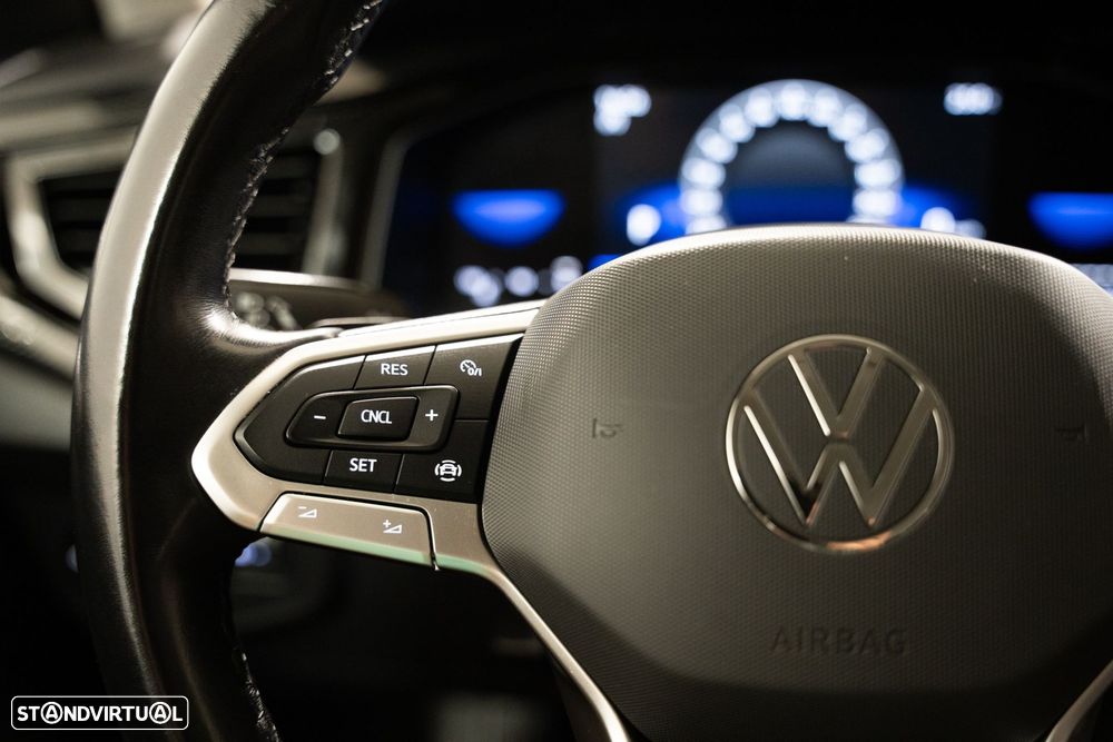 Volkswagen Taigo 1.0 TSI Life DSG — fotografia 14
