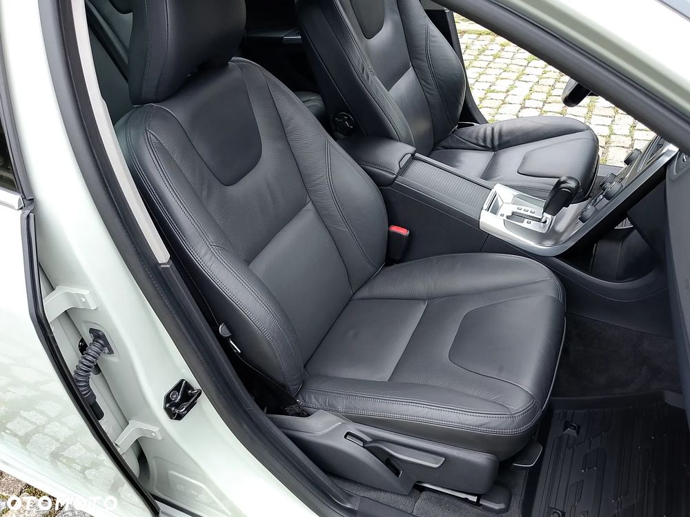 Volvo V60 - 33