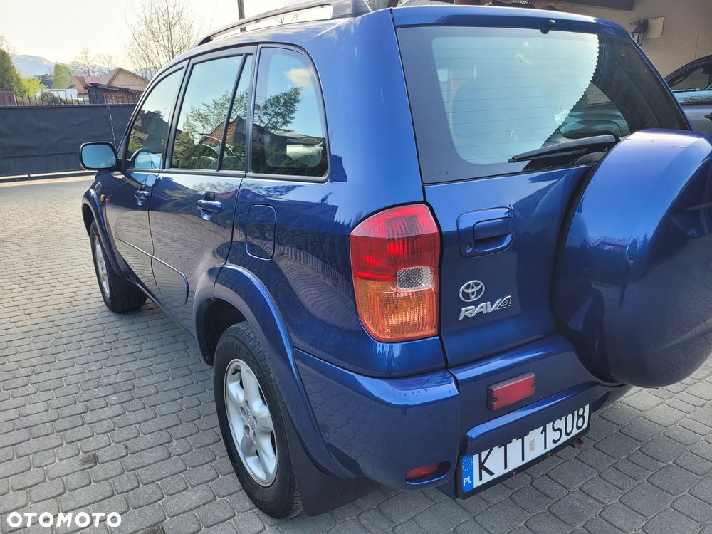 Toyota RAV4 2.0 VVT-i 4x4 - 5