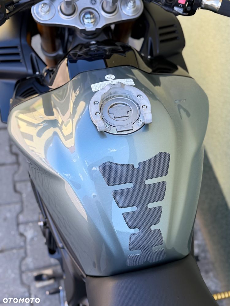 Yamaha FZ - 35
