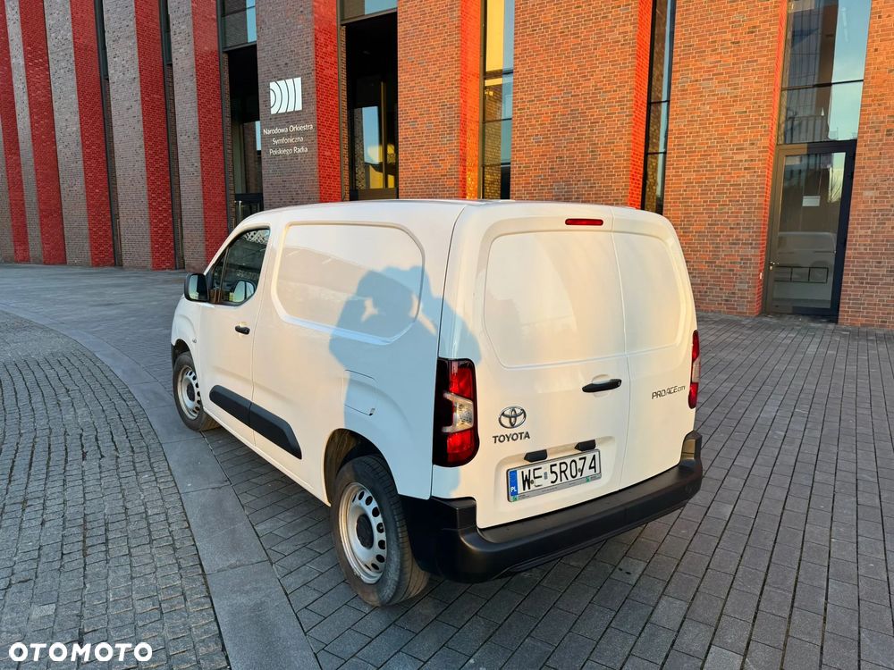 Toyota Proace-City - 10