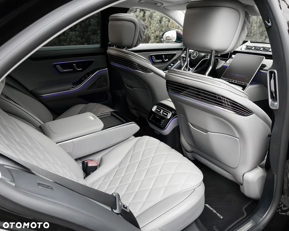 Mercedes-Benz Klasa S - 21