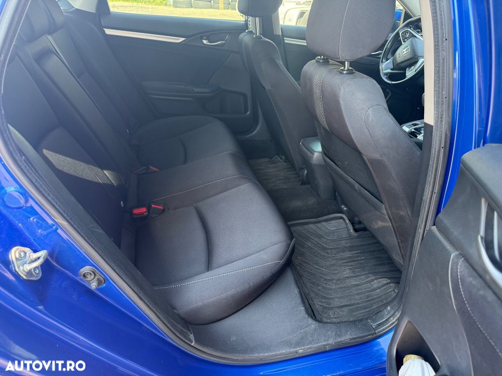 Honda Civic 1.5 VTEC Turbo CVT Executive - 9