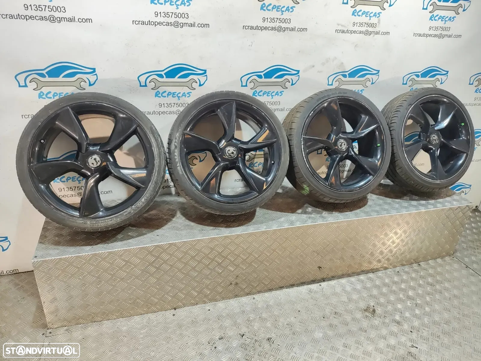 Jantes 19" Opel - Astra J GTC - ORIGINAIS - 8J | ET36 | 5x115 - 19 Polegadas | GM13312751 | 13312751 | Jante | 5 x 115 | 235 35 19 | Pneus - 8