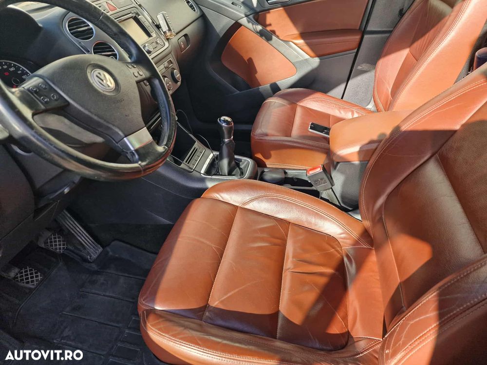 Volkswagen Tiguan - 6