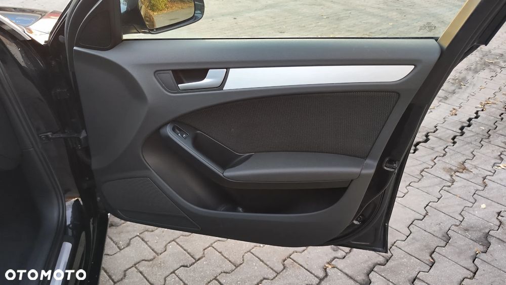 Audi A4 Avant 2.0 TDI DPF S line Sportpaket (plus) - 25