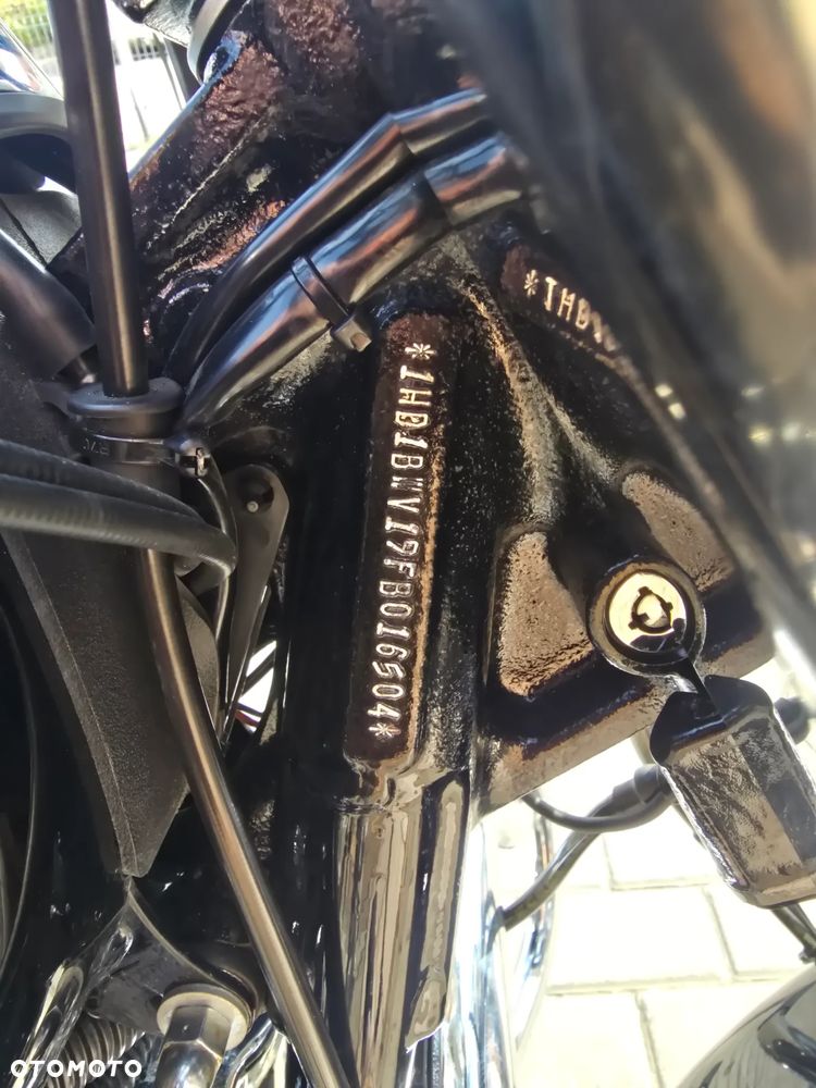 Harley-Davidson Softail Heritage Classic - 26