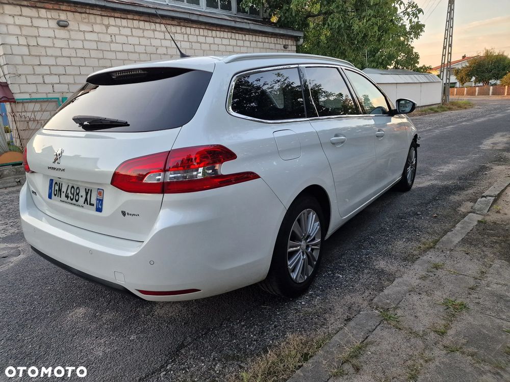 Peugeot 308 PureTech 130 GPF EAT8 Stop & Start Allure Pack - 7