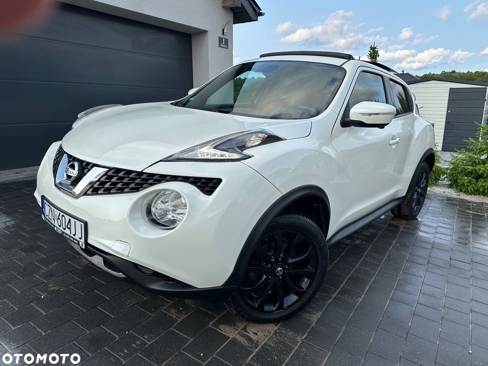 Nissan Juke 1.6 Tekna CVT - 1
