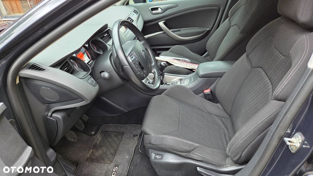 Citroën C5 2.0 16V Confort - 21