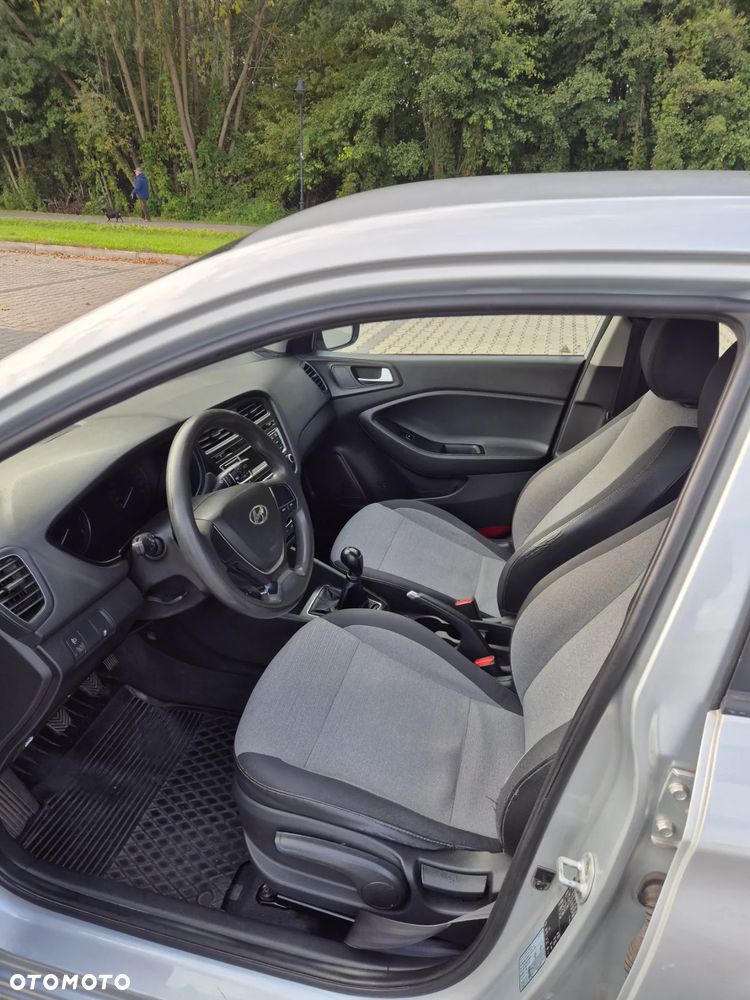 Hyundai i20 1.2 BlueDrive Classic + - 4