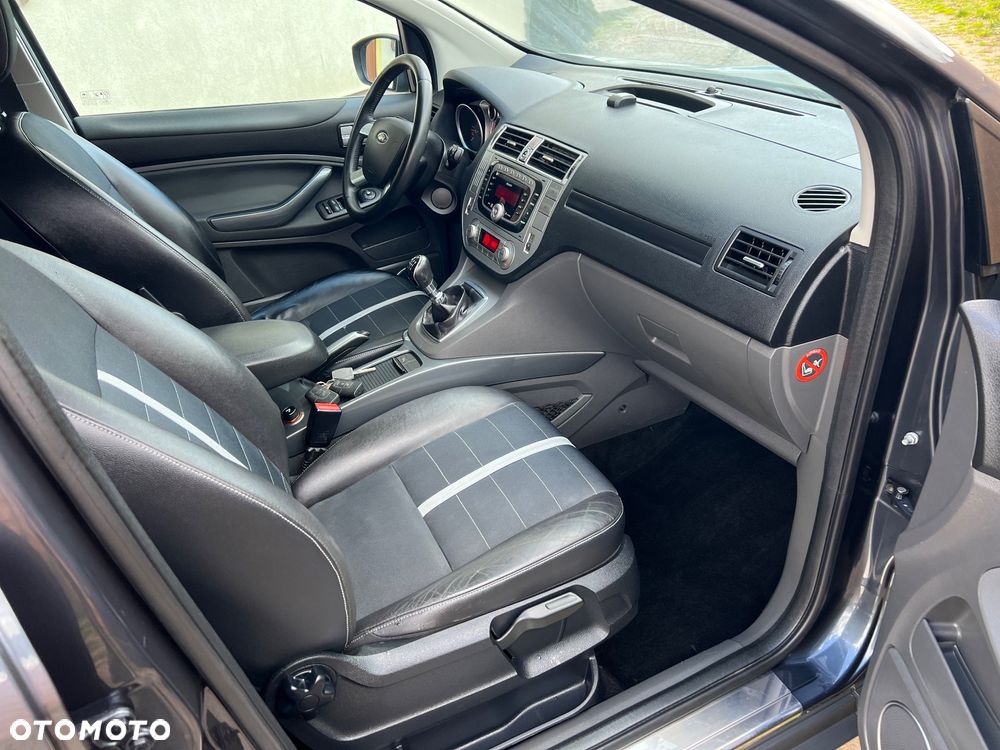 Ford Kuga - 14