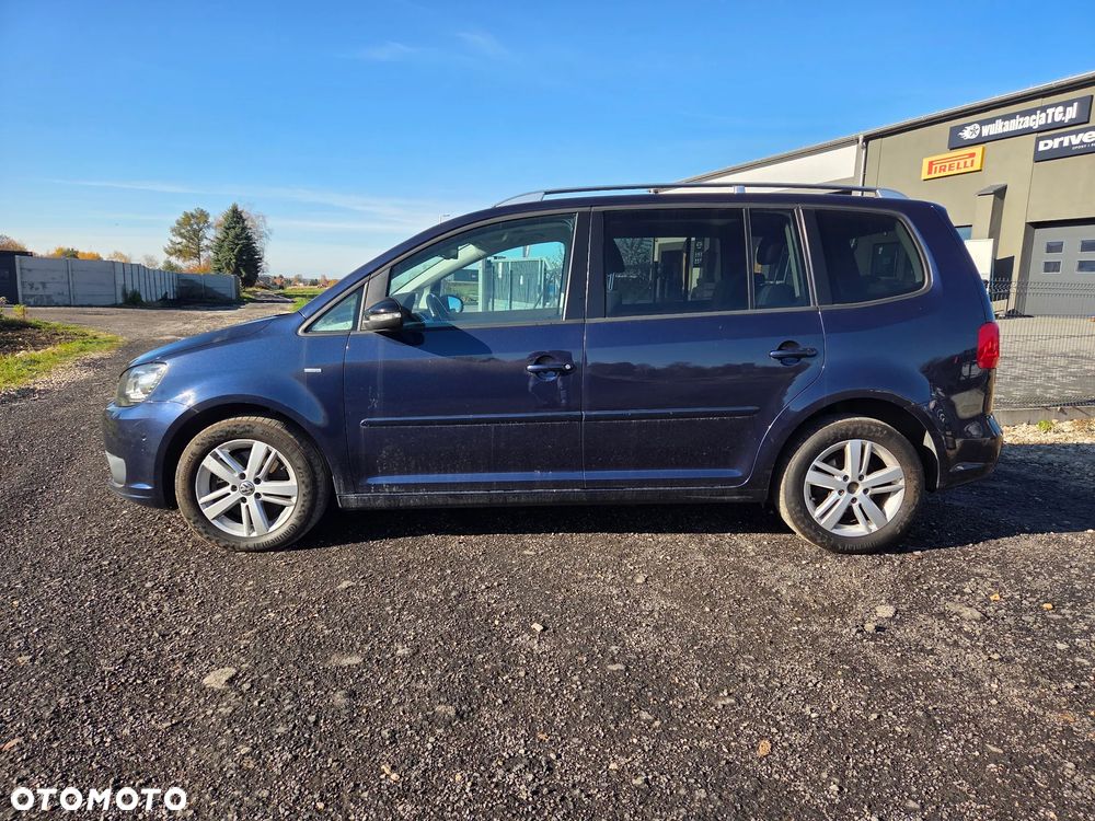 Volkswagen Touran 2.0 TDI DPF DSG MATCH - 9