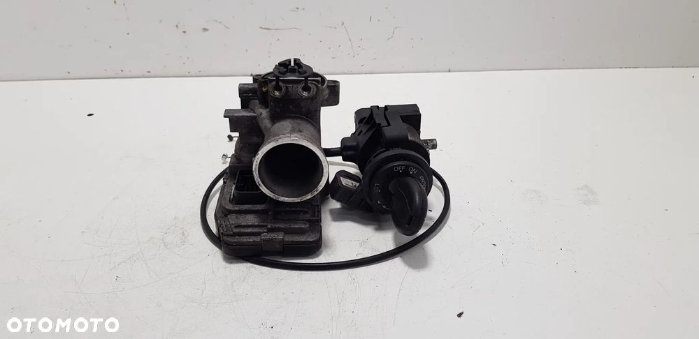 Piaggio MP3 350 HPE 18-22 Stacyjka Przepustnica Moduł Kluczyk Immobilizer