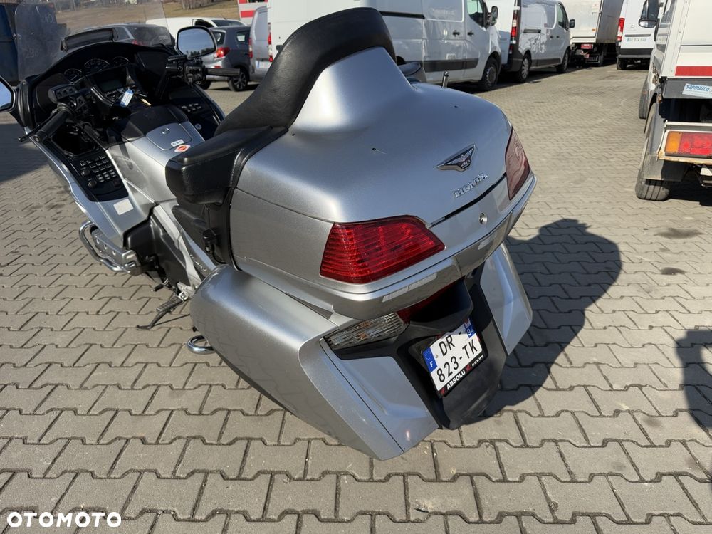 Honda GL - 4