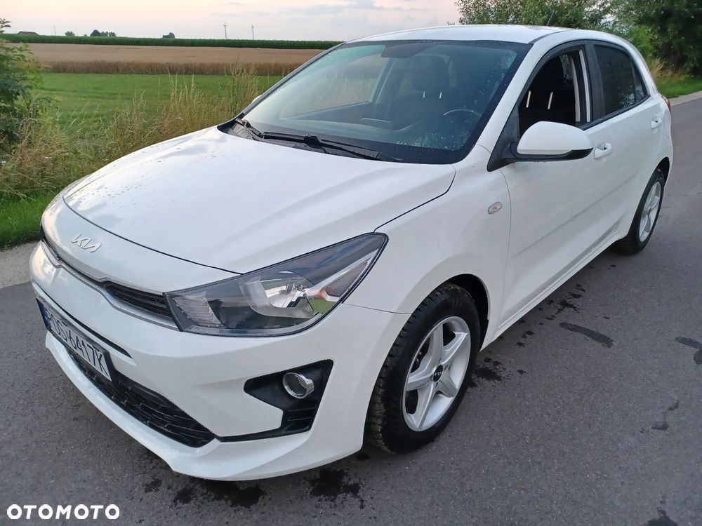 Kia Rio 1.2 L - 2
