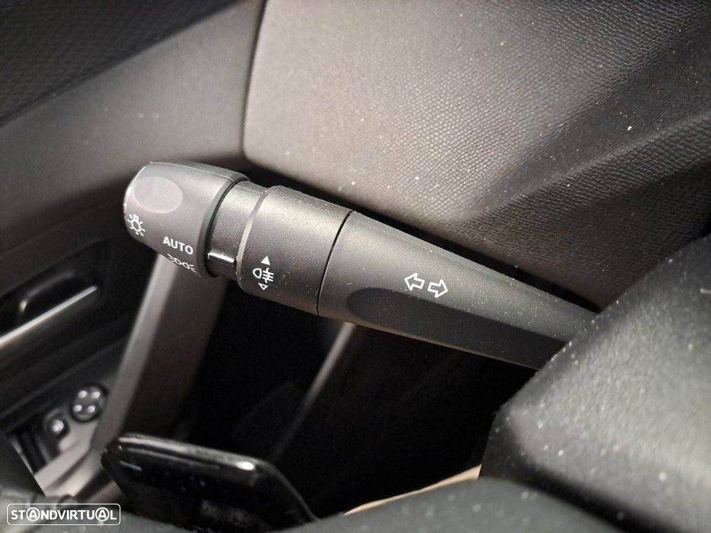 Peugeot 308 1.2 Hybrid Style e-DCS6 - 14