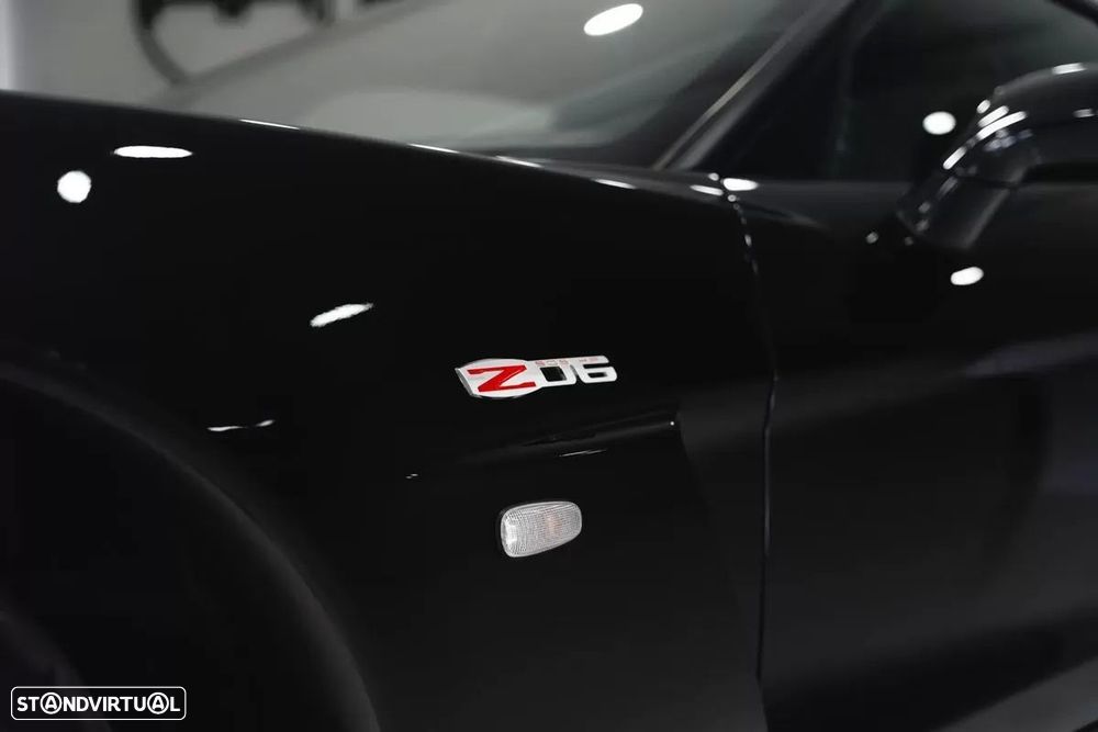 Chevrolet Corvette - 7