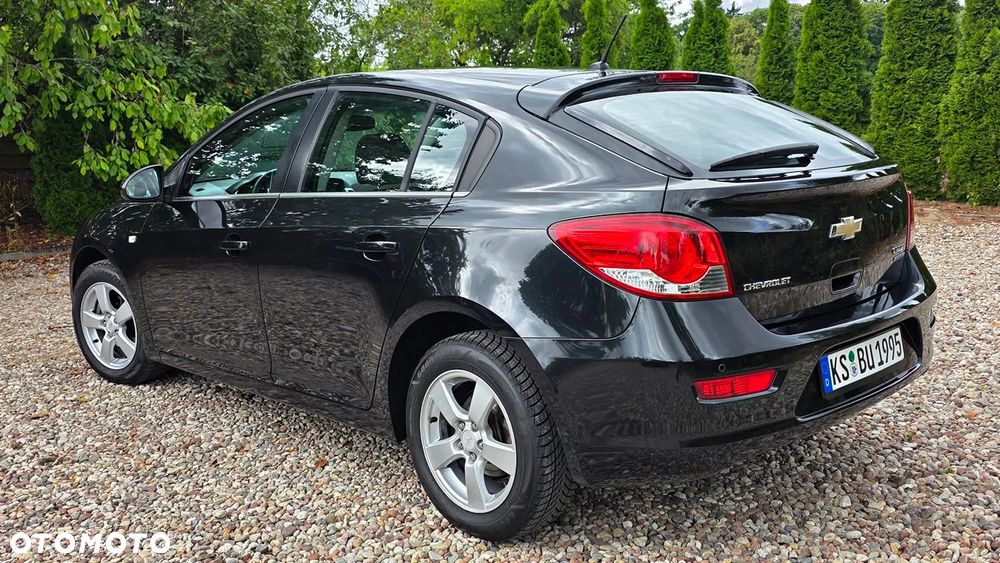 Chevrolet Cruze - 8