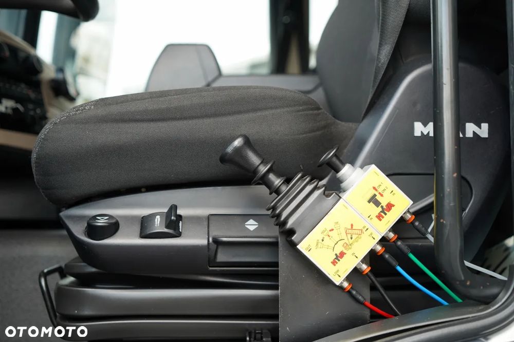 MAN TGS 26.460 / 6X4 / 3 STRONNA WYWROTKA / HYDROBURTA / CZOŁOWNICA  / AUTOMAT / - 28