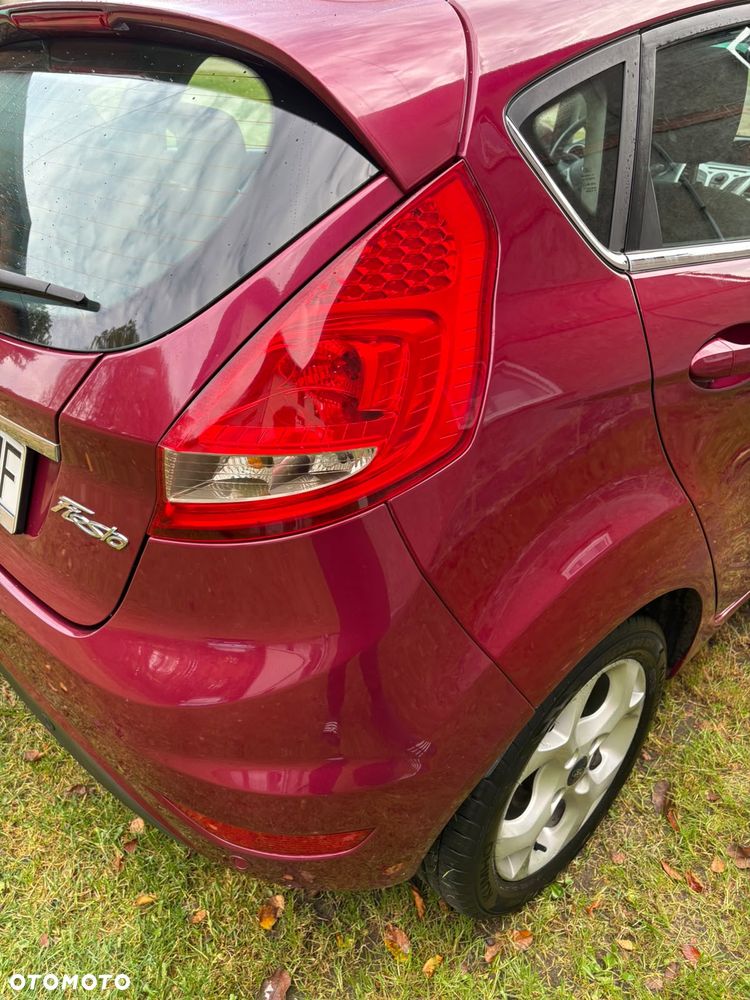 Ford Fiesta 1.4 Trend - 14