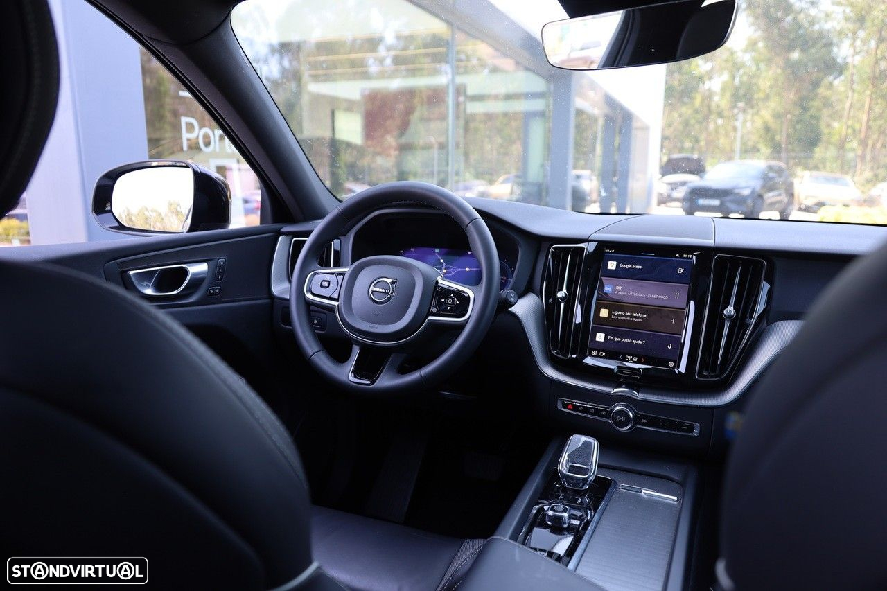 Volvo XC 60 2.0 T6 PHEV Plus Dark AWD - 16
