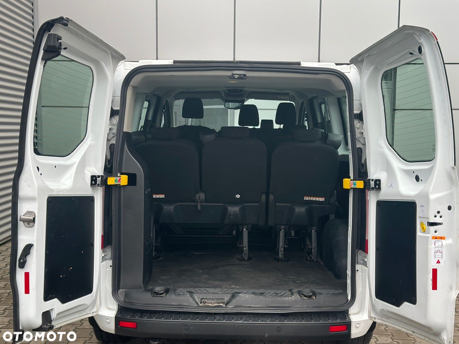 Ford Transit Custom - 10