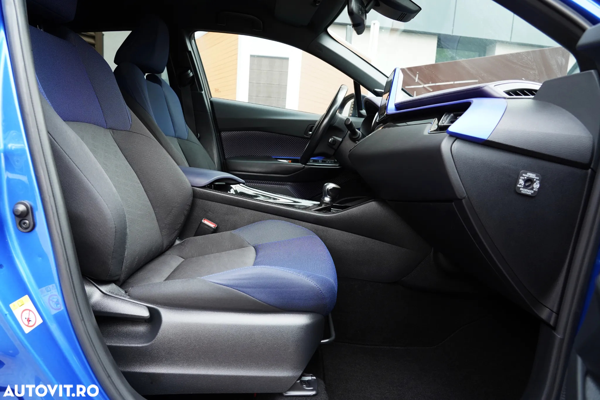 Toyota C-HR 1.8 HSD 122 CP 4x2 CVT Style - 8