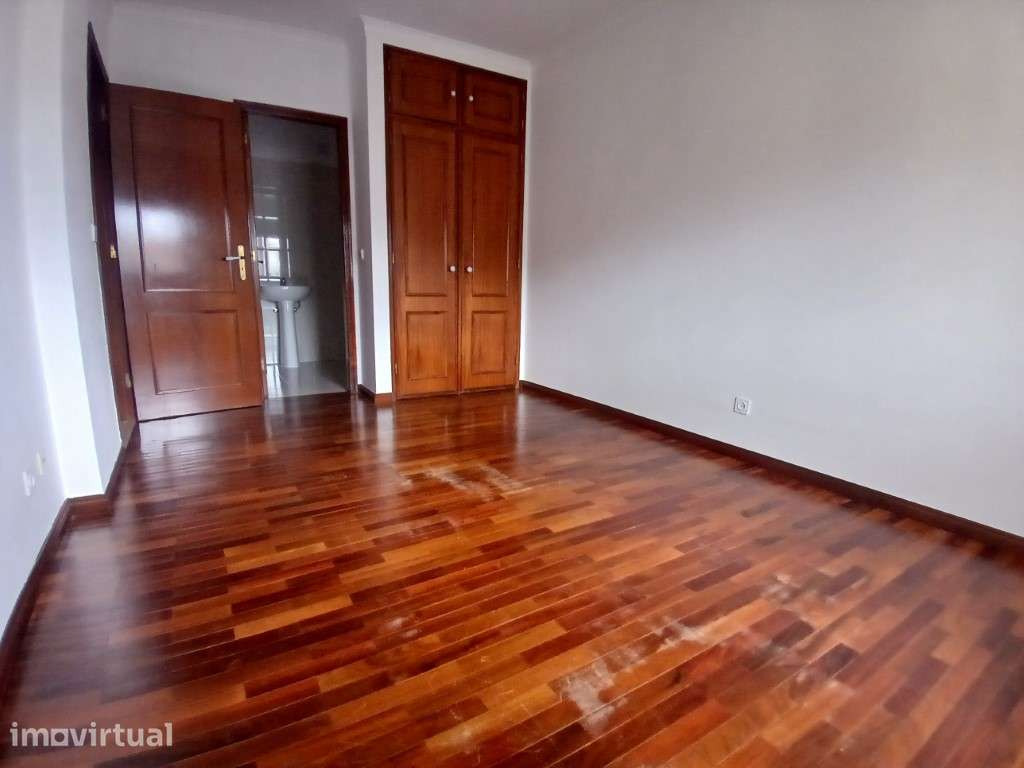 T2 com suite na Ouressa - Grande imagem: 5/23