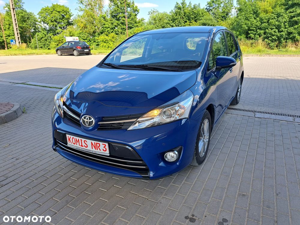 Toyota Verso - 2