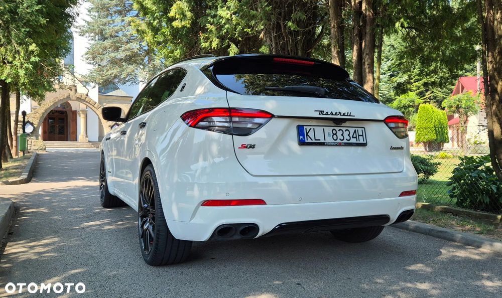 Maserati Levante S Q4 - 10