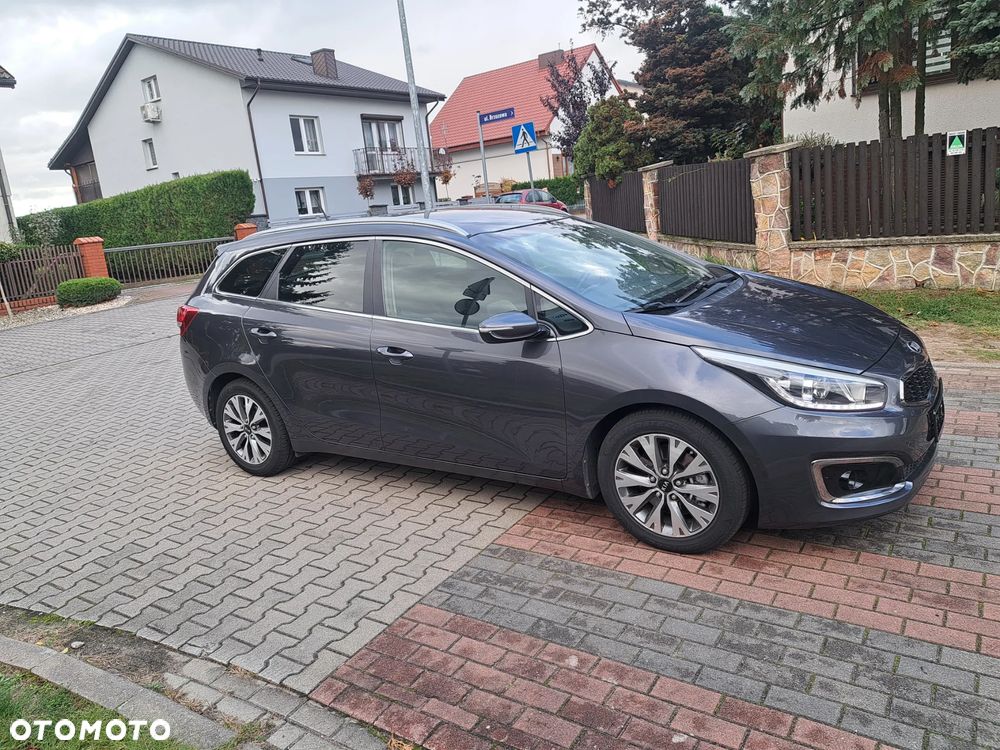 Kia Ceed - 7