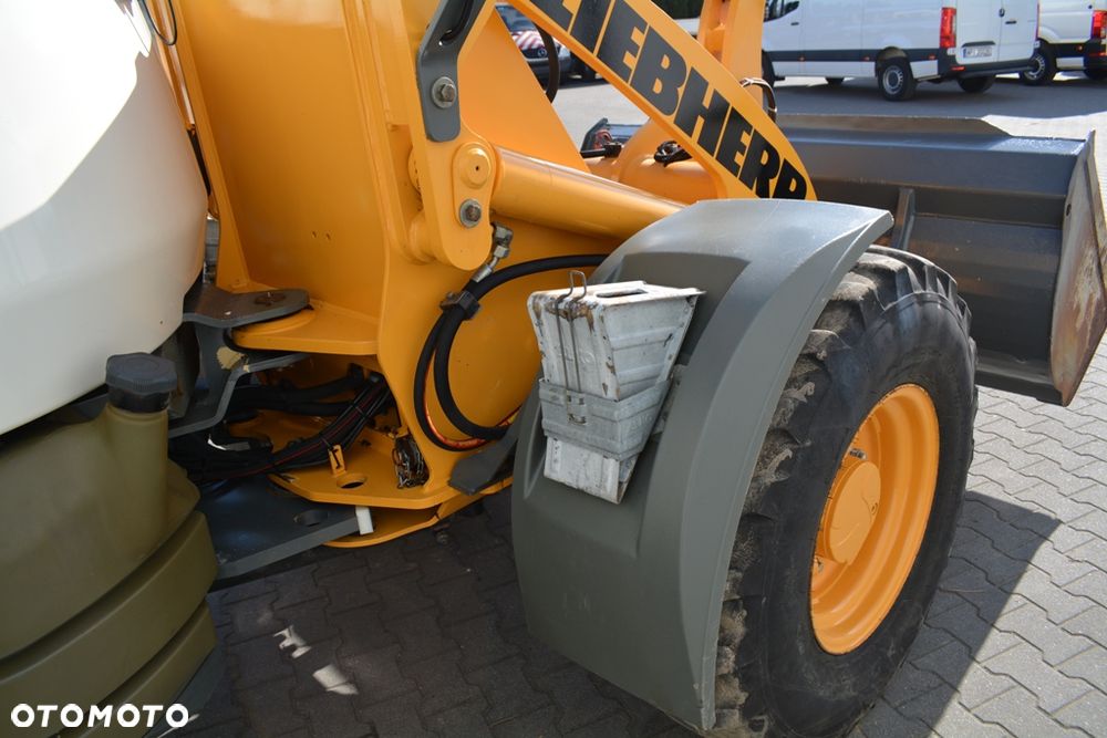 Liebherr L 508 STEREO STAN PERFEKCYJNY - 14