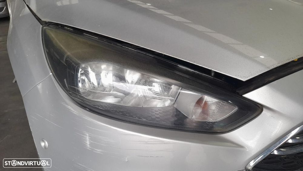 Ótica / farol direita FORD Focus III Carrinha - 1