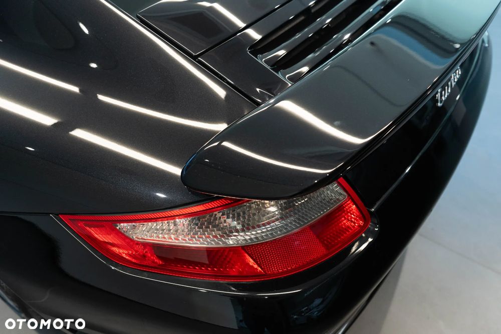 Porsche 911 Turbo Tiptronic S - 33