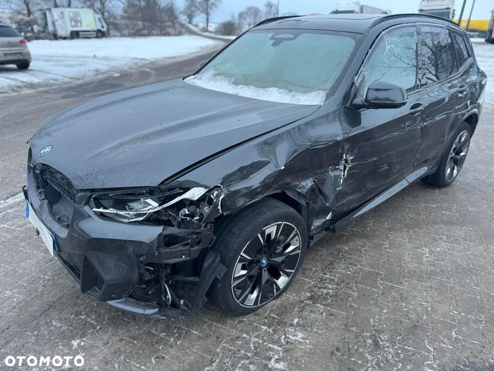 BMW iX3 80kWh Impressive - 1