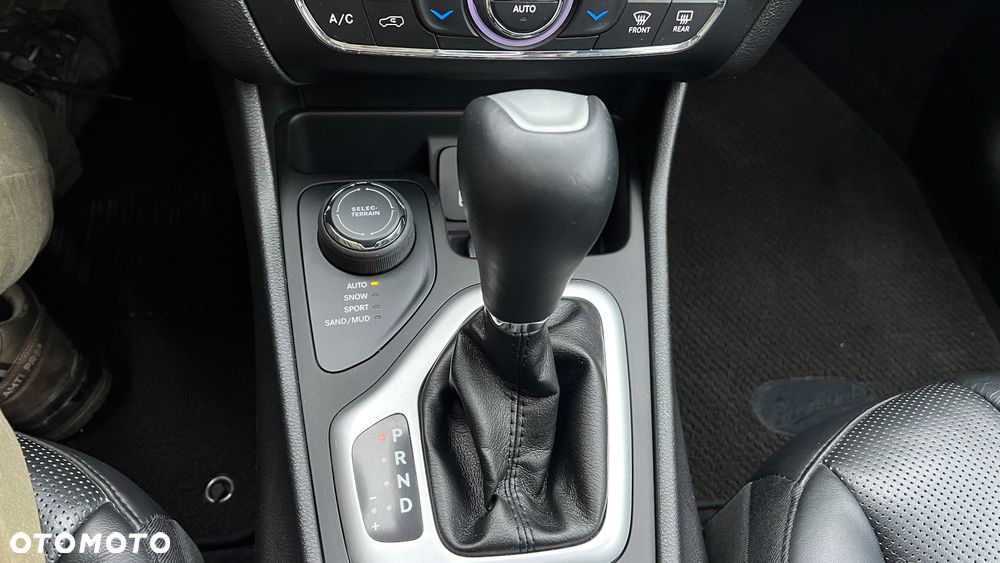 Jeep Cherokee 2.2 Multijet Active Drive II Automatik Overland - 19