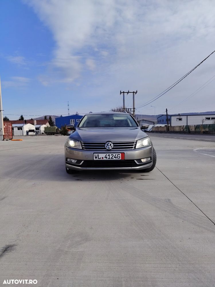 Volkswagen Passat 2.0 TDI DSG BlueMotion Technology Highline - 1