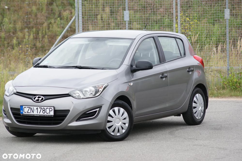 Hyundai i20 - 23