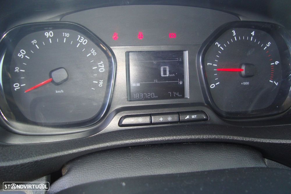 Citroën ë-Jumpy 1.6 HDI   BLUE  3 LUGARES - 20