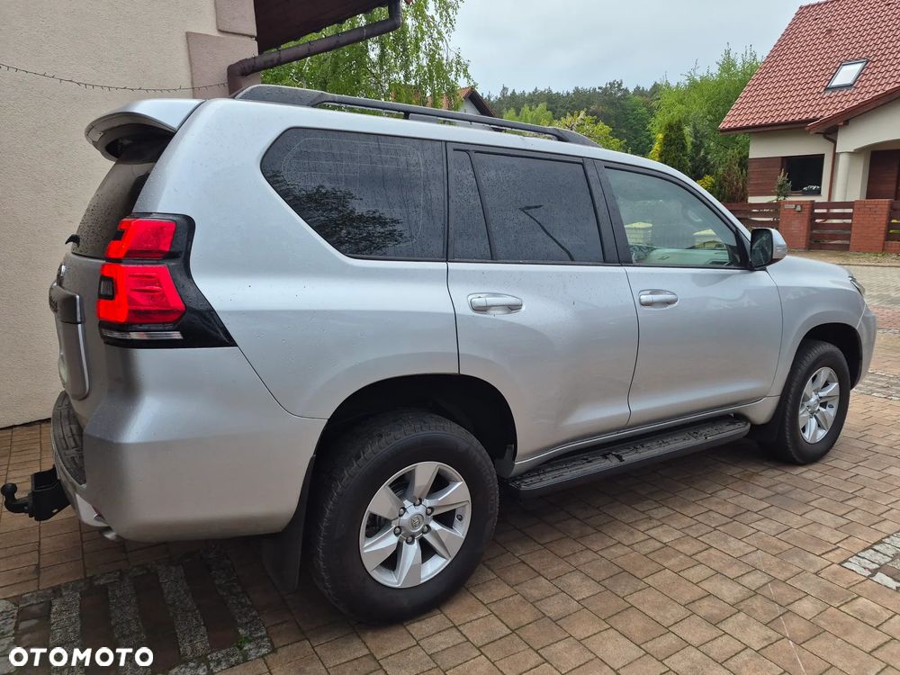 Toyota Land Cruiser 2.8 D-4D Automatik Executive - 6