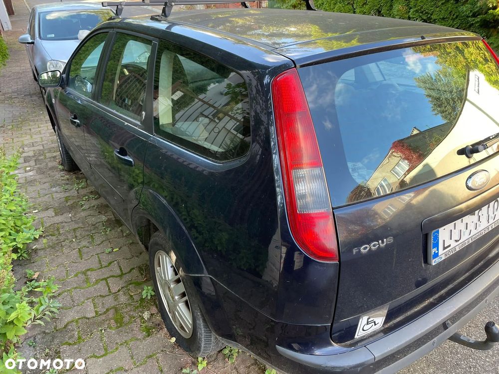 Ford Focus 1.6 TDCi Ghia - 10