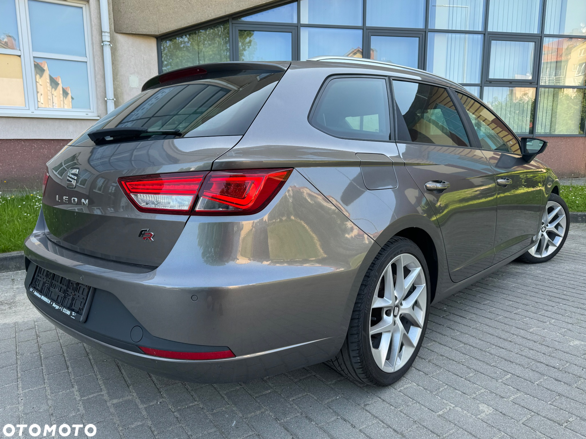 Seat Leon ST 1.4 TSI Start&Stop FR - 4