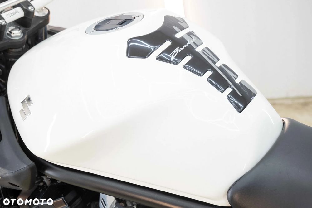 Suzuki Bandit - 21