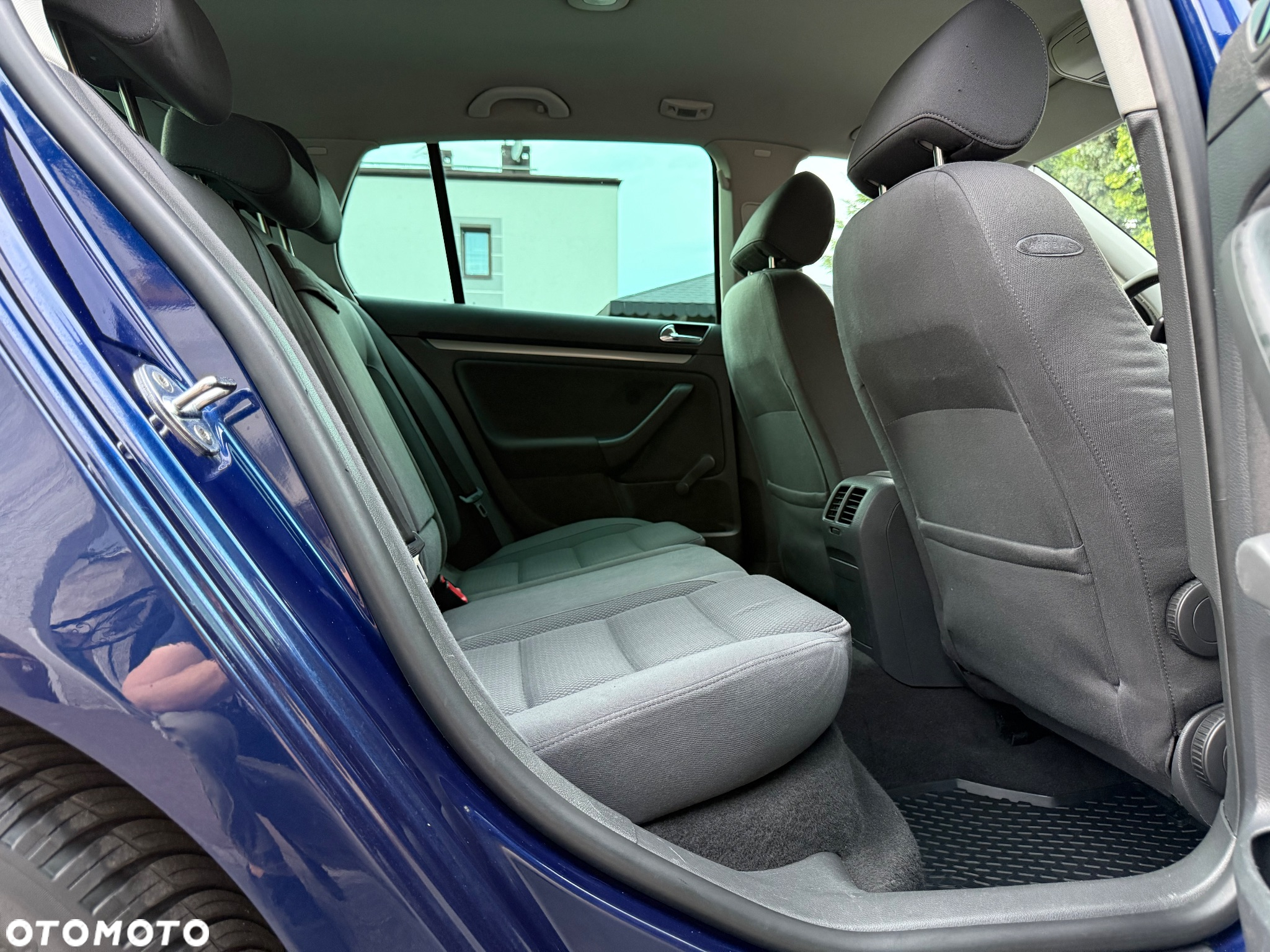 Volkswagen Golf 1.6 Comfortline - 23