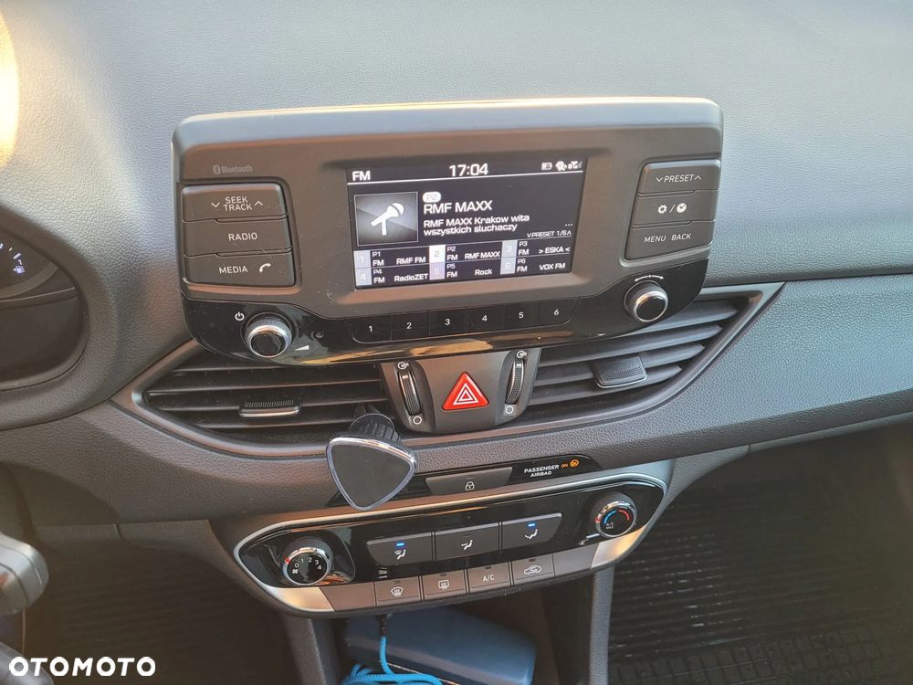Hyundai i30 1.0 T-GDI Family+ - 15