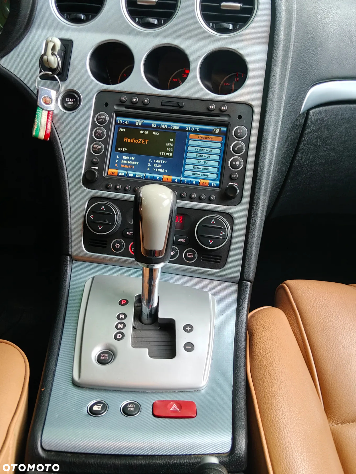Alfa Romeo 159 2.4 JTDM 20V DPF Q-Tronic Distinctive - 34